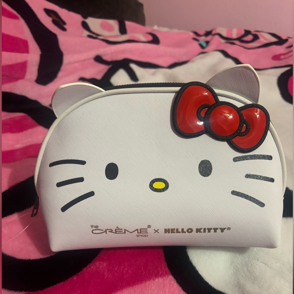 Hello Kitty cosmetic bag
